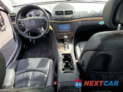 Zdjęcie 8 z 12 samochodu: 2008 MERCEDES-BENZ E 350 VIN:WDBUF56X68B309262 - miniatura