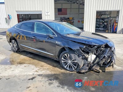 Czwarte zdjęcie samochodu z boku: 2017 BUICK LACROSSE PREMIUM VIN:1G4ZR5SS7HU209924 - miniatura