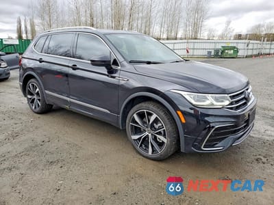 Czwarte zdjęcie samochodu z boku: 2024 VOLKSWAGEN TIGUAN SEL R-LINE BLACK VIN:3VV4B7AX9RM135764 - miniatura