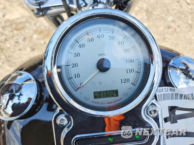 Zdjęcie 7 z 9 samochodu: 2011 HARLEY-DAVIDSON FXDC VIN:1HD1GV412BC306844 - miniatura