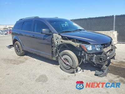 Czwarte zdjęcie samochodu z boku: 2020 DODGE JOURNEY SE VIN:3C4PDCAB1LT249614 - miniatura