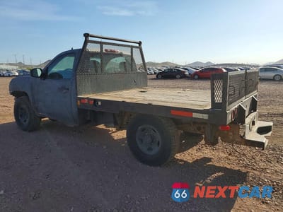 Drugie zdjęcie samochodu z przodu: 2009 CHEVROLET SILVERADO FLATBED TRUCK VIN:1GCHC44KX9E128758 - miniatura