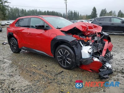 Czwarte zdjęcie samochodu z boku: 2026 SUBARU SOLTERRA PREMIUM VIN:JTMBEAGC5TJ000316 - miniatura