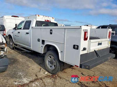Drugie zdjęcie samochodu z przodu: 2020 RAM 2500 TRADESMAN 4WD CREW CAN 6.4L V8 VIN:3C7WR5HJ7LG268671 - miniatura
