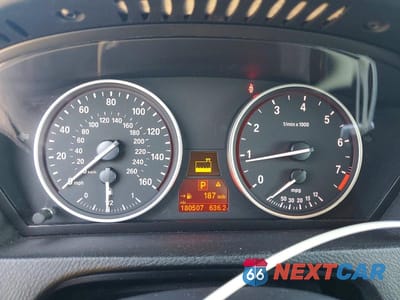 Zdjęcie 9 z 11 samochodu: 2009 BMW X5 VIN:5UXFE43579L263039 - miniatura