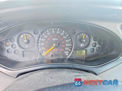 Zdjęcie 8 z 10 samochodu: 2000 FORD FOCUS SE VIN:1FAFP3433YW219500 - miniatura