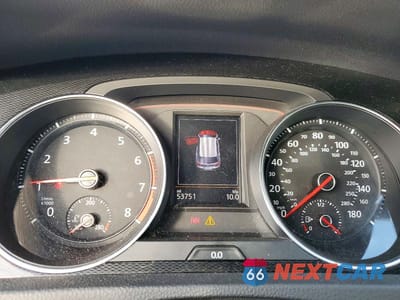 Zdjęcie 9 z 13 samochodu: 2016 VOLKSWAGEN GTI S VIN:3VW5T7AU1GM069176 - miniatura