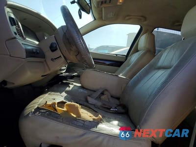 Zdjęcie 7 z 13 samochodu: 2008 MERCURY GRAND MARQUIS LS VIN:2MEFM75V98X646967 - miniatura