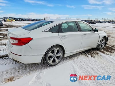 Trzecie zdjęcie samochodu z tyłu: 2018 HONDA ACCORD TOURING VIN:1HGCV1F99JA804269 - miniatura