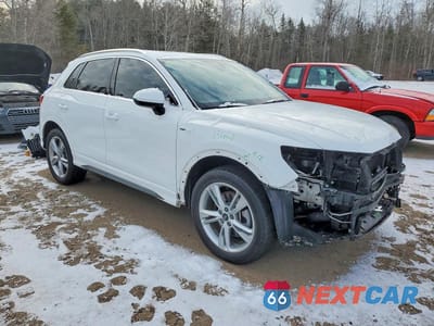Czwarte zdjęcie samochodu z boku: 2021 AUDI Q3 PREMIUM PLUS S LINE 45 VIN:WA1EECF37M1077498 - miniatura