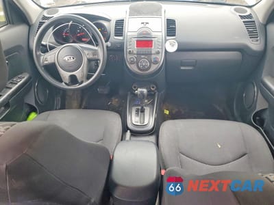 Zdjęcie 8 z 13 samochodu: 2010 KIA SOUL + VIN:KNDJT2A22A7180114 - miniatura