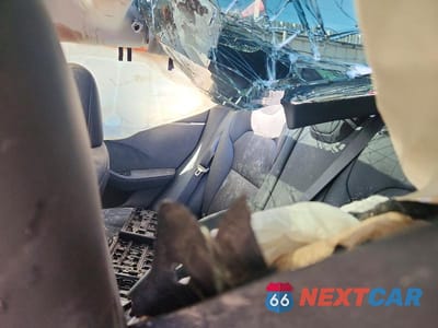 Zdjęcie 10 z 12 samochodu: 2025 TESLA MODEL 3 VIN:5YJ3E1EB6SF009434 - miniatura