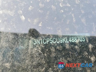 Zdjęcie 12 z 13 samochodu: 2019 NISSAN KICKS SR VIN:3N1CP5CU9KL488703 - miniatura