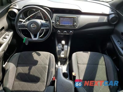 Zdjęcie 8 z 12 samochodu: 2019 NISSAN KICKS S VIN:3N1CP5CU0KL559187 - miniatura