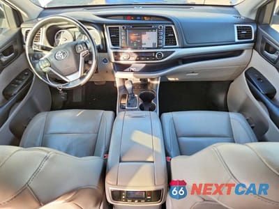 Zdjęcie 8 z 11 samochodu: 2018 TOYOTA HIGHLANDER HYBRID XLE VIN:5TDJGRFH6JS039160 - miniatura