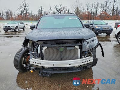 Piąte zdjęcie samochodu w środku: 2024 HONDA PASSPORT BLACK EDITION VIN:5FNYF8H83RB020431 - miniatura