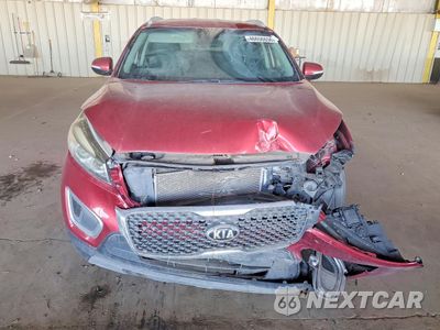 Piąte zdjęcie samochodu w środku: 2018 KIA SORENTO LX VIN:5XYPG4A31JG373554 - miniatura