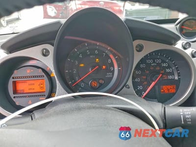Zdjęcie 9 z 12 samochodu: 2015 NISSAN 370Z SPORT TECH VIN:JN1AZ4EH3FM440072 - miniatura