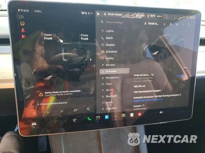 Zdjęcie 9 z 14 samochodu: 2023 TESLA MODEL Y VIN:7SAYGAEEXPF706867 - miniatura