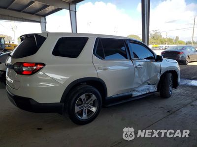 Trzecie zdjęcie samochodu z tyłu: 2025 HONDA PILOT EXL VIN:5FNYG2H43SB007935 - miniatura