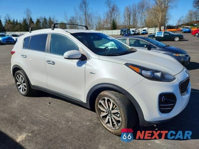 Czwarte zdjęcie samochodu z boku: 2017 KIA SPORTAGE EX VIN:KNDPNCAC8H7049072 - miniatura
