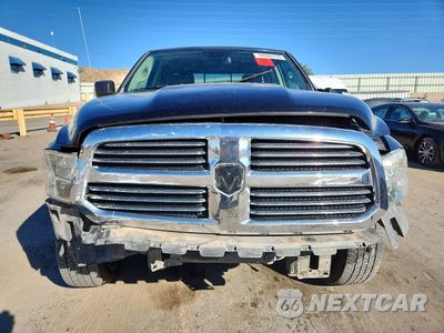 Piąte zdjęcie samochodu w środku: 2016 RAM 1500 SLT VIN:1C6RR7GT7GS221851 - miniatura