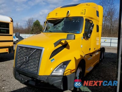 Drugie zdjęcie samochodu z przodu: 2022 VOLVO VNL SEMI TRUCK VIN:4V4NC9EH9NN289300 - miniatura