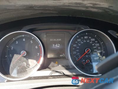 Zdjęcie 9 z 12 samochodu: 2019 VOLKSWAGEN GTI S VIN:3VW6T7AU8KM002880 - miniatura