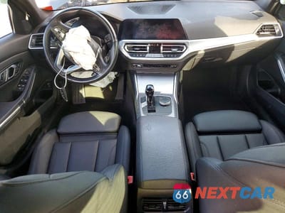 Zdjęcie 8 z 12 samochodu: 2021 BMW 330I VIN:3MW5R1J06M8C07467 - miniatura