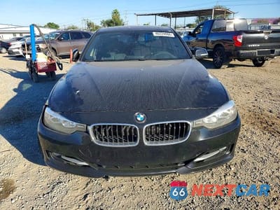 Piąte zdjęcie samochodu w środku: 2013 BMW 328 I SULEV VIN:WBA3C1G52DNN94141 - miniatura