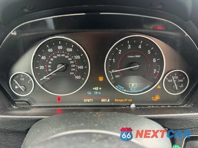 Zdjęcie 7 z 10 samochodu: 2018 BMW 330E VIN:WBA8E1C55JA755929 - miniatura