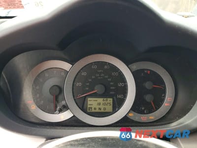 Zdjęcie 9 z 12 samochodu: 2006 TOYOTA RAV4 BASE VIN:JTMBD33V765034454 - miniatura