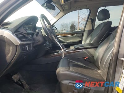 Zdjęcie 7 z 14 samochodu: 2014 BMW X5 XDRIVE35I VIN:5UXKR0C52E0K43417 - miniatura