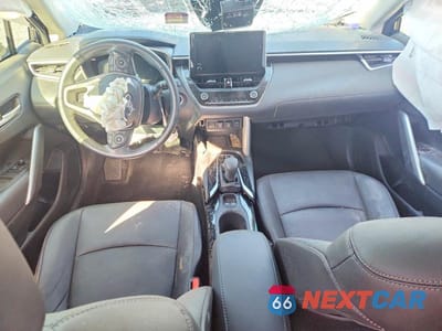 Zdjęcie 8 z 14 samochodu: 2023 TOYOTA COROLLA CROSS XLE VIN:7MUEAAAG0PV063343 - miniatura