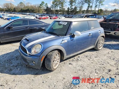 2009 MINI COOPER S WMWMF73529TW88205 - główne zdjęcie licytacji z USA - miniatura