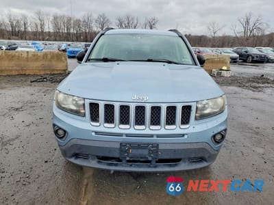 Piąte zdjęcie samochodu w środku: 2014 JEEP COMPASS SPORT VIN:1C4NJCBA0ED594258 - miniatura