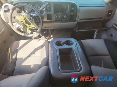 Zdjęcie 8 z 12 samochodu: 2007 GMC NEW SIERRA C1500 VIN:2GTEC19C571628120 - miniatura
