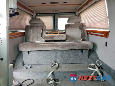 Zdjęcie 10 z 13 samochodu: 2004 FORD ECONOLINE E250 VAN VIN:1FDNE24L84HA08860 - miniatura