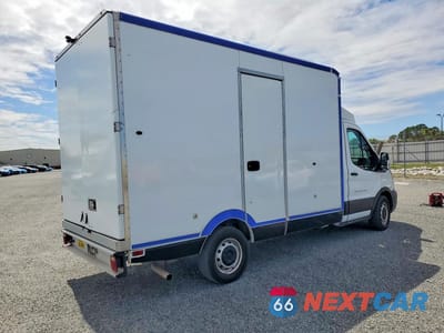 Trzecie zdjęcie samochodu z tyłu: 2020 FORD TRANSIT REFRIGERATED BOX TRUCK VIN:1FDBW5Z81LKB24943 - miniatura