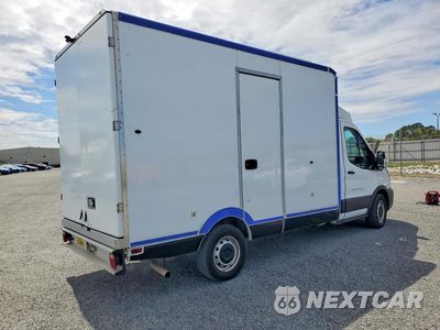 Trzecie zdjęcie samochodu z tyłu: 2020 FORD TRANSIT REFRIGERATED BOX TRUCK VIN:1FDBW5Z81LKB24943 - miniatura