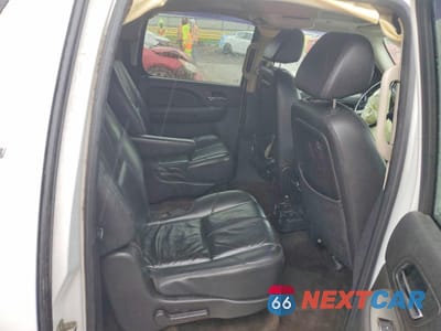 Zdjęcie 12 z 14 samochodu: 2007 CHEVROLET SUBURBAN C1500 VIN:3GNFC16J27G315614 - miniatura
