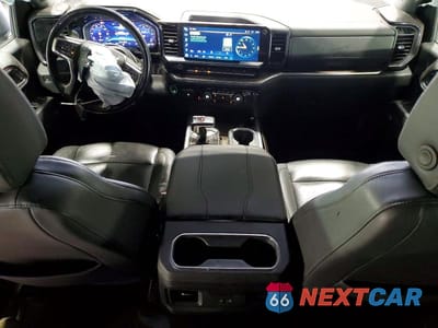 Zdjęcie 8 z 12 samochodu: 2024 CHEVROLET SILVERADO K1500 RST VIN:2GCUDEED5R1246297 - miniatura