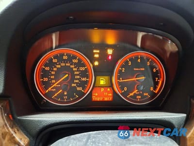 Zdjęcie 9 z 12 samochodu: 2008 BMW 335 I VIN:WBAWB73508P038994 - miniatura