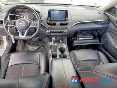 Zdjęcie 8 z 11 samochodu: 2021 NISSAN ALTIMA 2.5 SR VIN:1N4BL4CV4MN327014 - miniatura