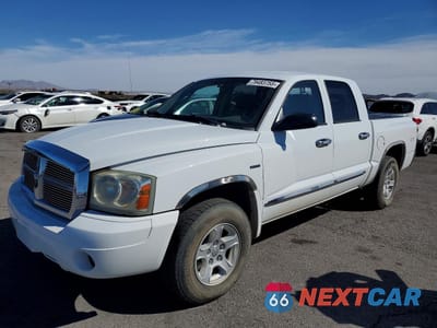 2006 DODGE DAKOTA QUAD SLT 1D7HE48N46S640727 - główne zdjęcie licytacji z USA - miniatura