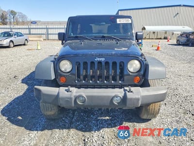 Piąte zdjęcie samochodu w środku: 2013 JEEP WRANGLER UNLIMITED SPORT VIN:1C4BJWDG2DL526649 - miniatura