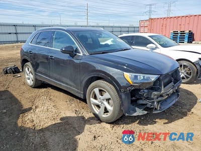 Czwarte zdjęcie samochodu z boku: 2020 AUDI Q3 PREMIUM VIN:WA1AECF31L1103235 - miniatura