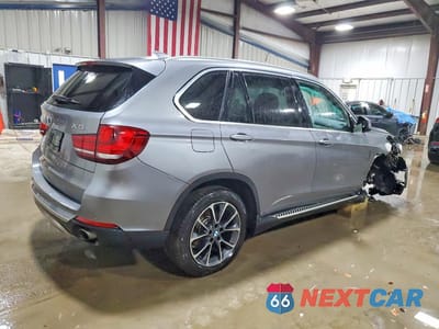 Trzecie zdjęcie samochodu z tyłu: 2015 BMW X5 XDRIVE35I VIN:5UXKR0C57F0P09151 - miniatura