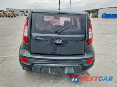 Zdjęcie 6 z 13 samochodu: 2012 KIA SOUL BASE VIN:KNDJT2A57C7447762 - miniatura
