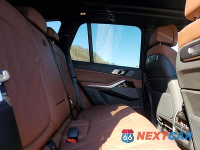 Zdjęcie 11 z 12 samochodu: 2026 BMW X5 XDRIVE50E VIN:5UX43EU03T9212700 - miniatura
